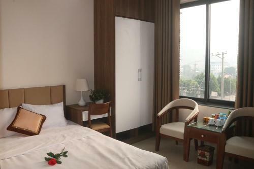 Hotel Kh�ch S?n Ph??ng Nam