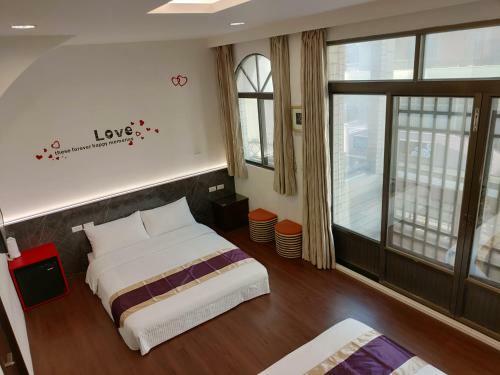 Purple Shell Homestay