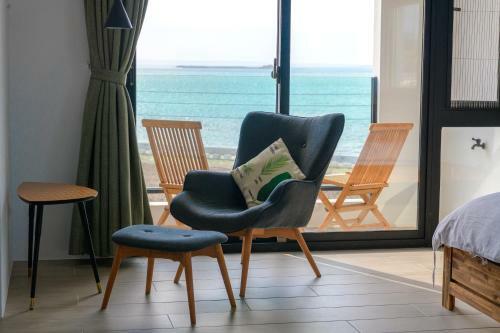 Sea House Diary Homestay