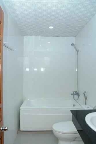 T�n Ho�ng Gia Hotel