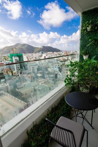Apartamento C?n H? Cao C?p Studio 2 Ph�ng Ng? C� Ban C�ng View Bi?n (Tms Building - Pullman Hotel)