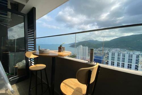 Flc Sea Tower Luxury - Queen Apartment