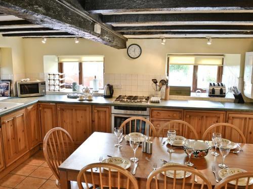 1 Oaks Farm Cottages