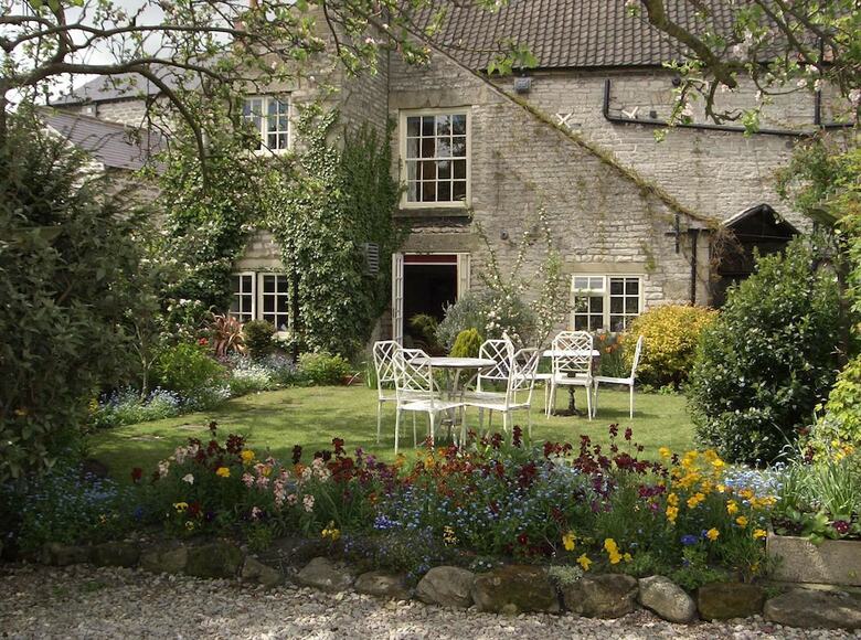 Bed & Breakfast Bramwood Guest House