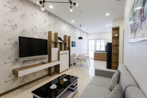 Sandy Gold - Oceanus Apartments