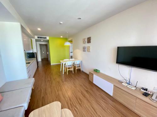 Ariyana Smart Condotel Apartment