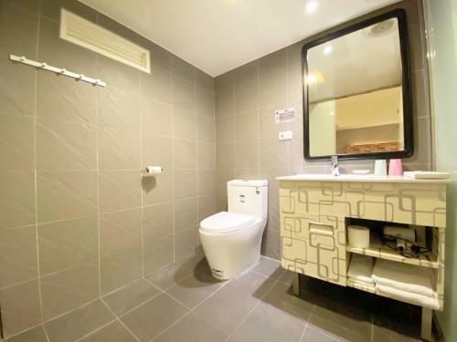 Taichung Old F Hotel