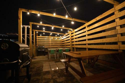 Hostal You I98 Guesthouse