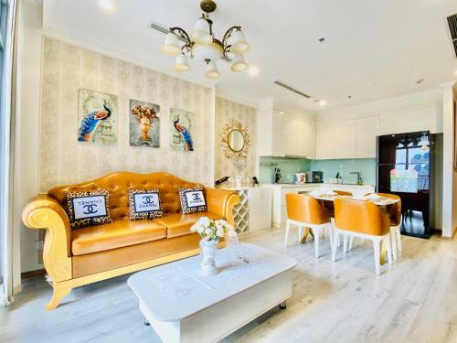 Apartamento Vinhomes Central Park, Luxury Design And Gold View !