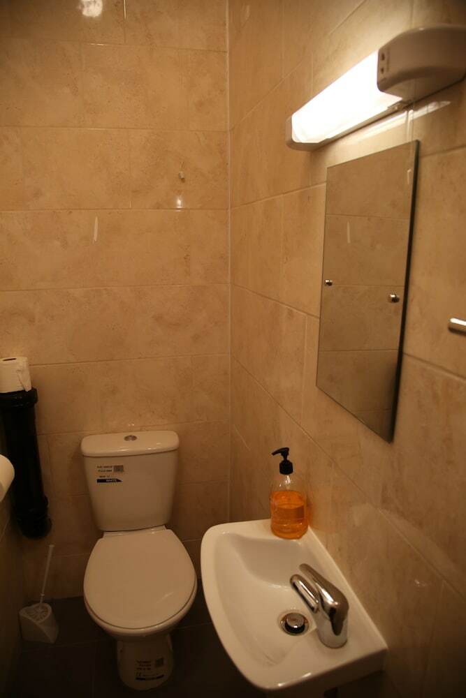 Hostal Portsmouth Inns