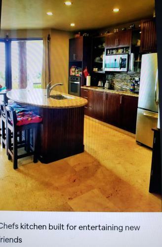 Villa Jaguar 1/1 Lux-1200sqft Ph- Incredible View - Must See!