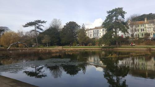 Chatsworth Hotel