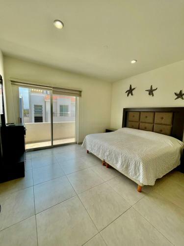 Casa Turquesa Pie De Playa Mazatlan (brujas)