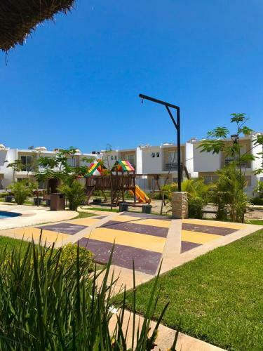 Casa Vacacional Para 8 Personas En Cerritos