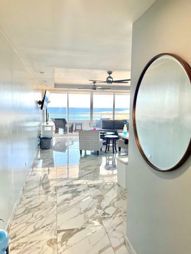 Apartamento New Modern Rosarito Beach Front Condo