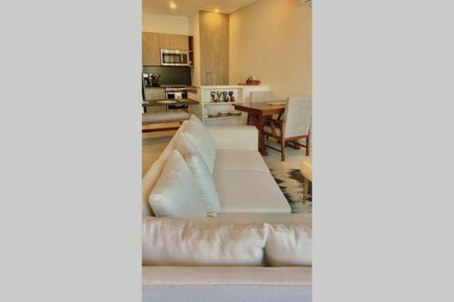 Apartamento New Condo On The Beach