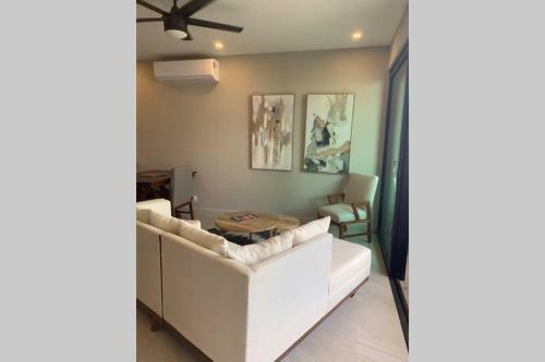 Apartamento New Condo On The Beach
