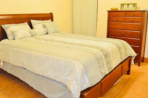 Villa In Gated Community, 2 Bedroom 2 Bath
