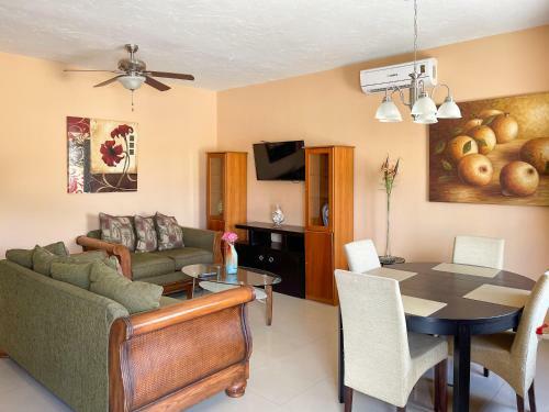Gated 2br Apartment Near Sandy Beach