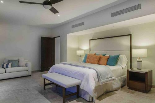 Villa Luxurious Unique & Enchanting 5 Br Ph Ocenan Front