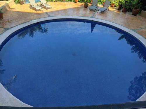 Apartamento 2 Bed/2 Bath Condo W/stunning Ocean Views & Pool