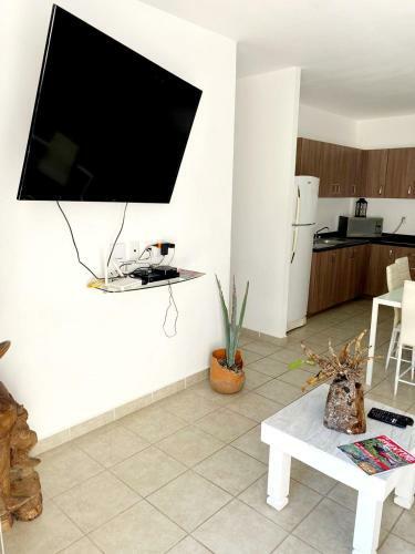 Apartamento Nuevo Con Alberca En Primer Piso