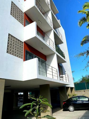 Apartamento Nuevo Con Alberca En Primer Piso