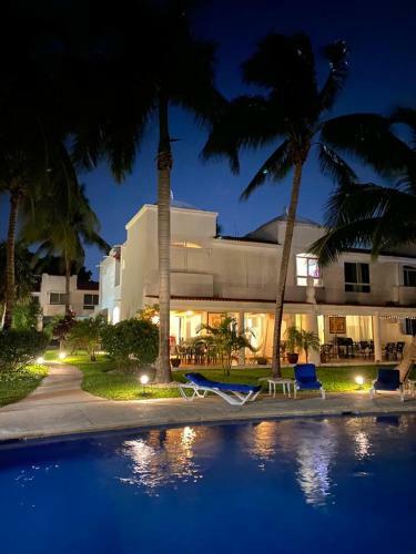 Villa Work In Paradise 3br 200mbps Wifi & Bikes & Beach Access