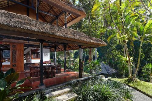 Tjampuhan Hotel & Spa