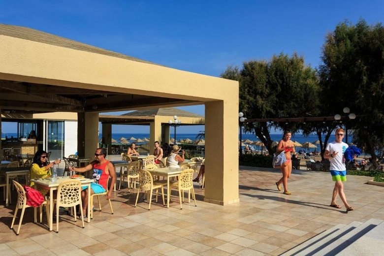 Hotel Blue Sea Beach Resort