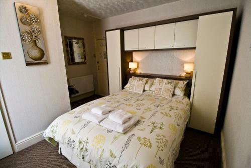 Hostal Linroy Guest House