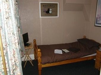 Hostal Barclay Guest House