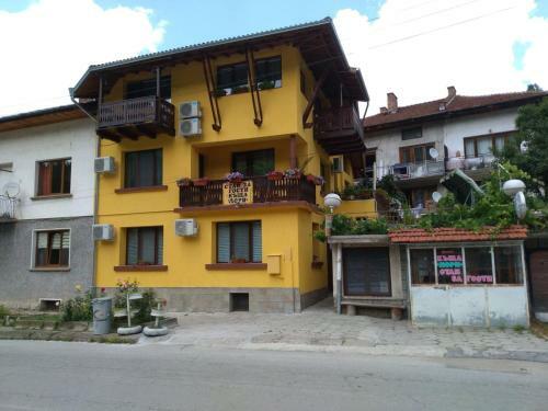 Hostal Guest House Lori