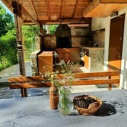 Hostal Velina House