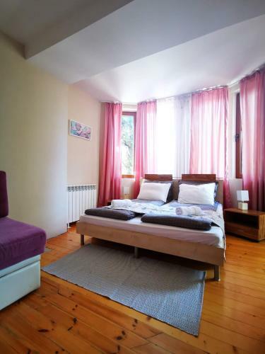 Hostal Casa Divna