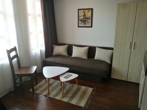 Honey I`m Home Apartments