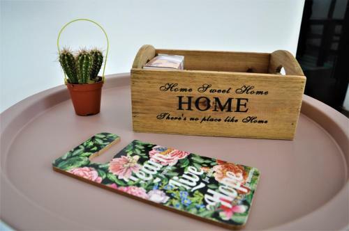 Honey I`m Home Apartments
