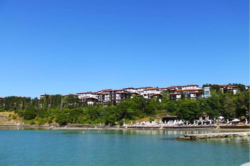 Santa Marina Apartment 11