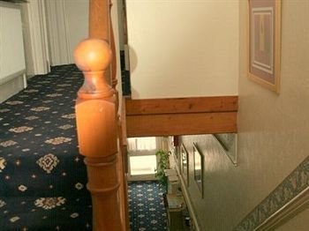Hostal The Haldon Guest House