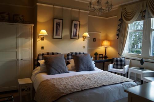 Hostal Brookfield House