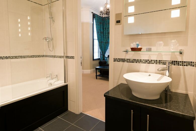 Hostal The Grafton Boutique B&B