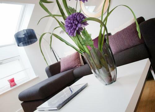 Nightspace: Regent House Apartments