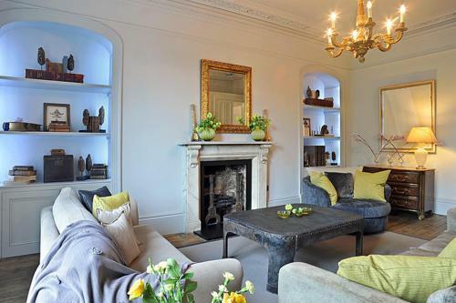 Royal Parade Apartments