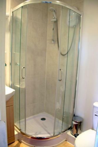 Hostal White House View Guest House