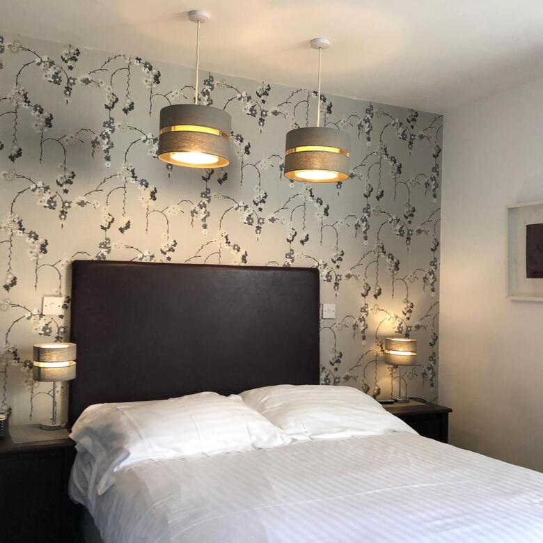 Hostal Newton House Guesthouse