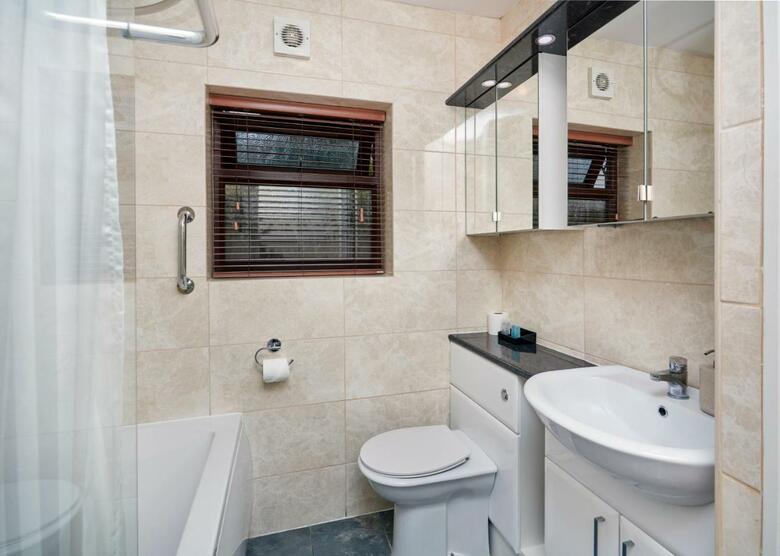 Hostal Conifers Guest House