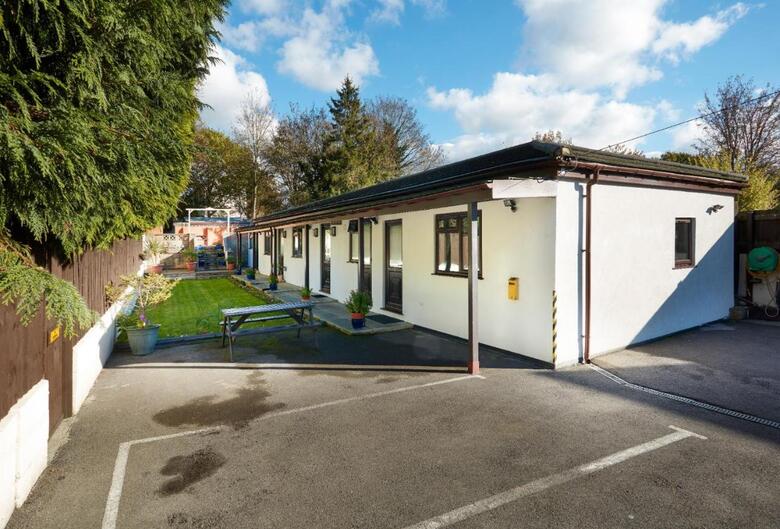 Hostal Conifers Guest House