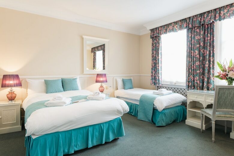 Bed & Breakfast St Margarets Hotel