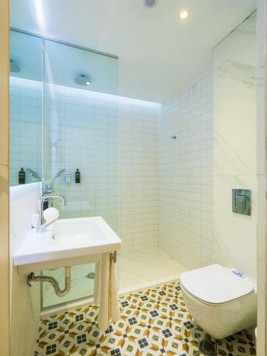 Ibis Styles Golden Sands Roomer Hotel