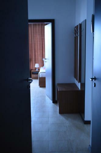 Aquamarine Apartments